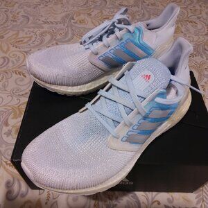 Adidas Ultrabost Women's size 8.5
